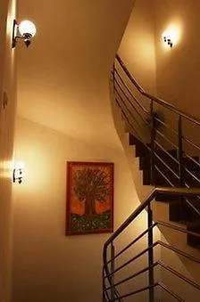 Otel London