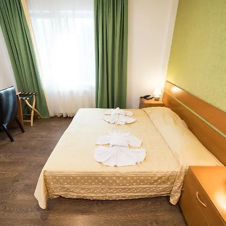 London 3* Constanţa